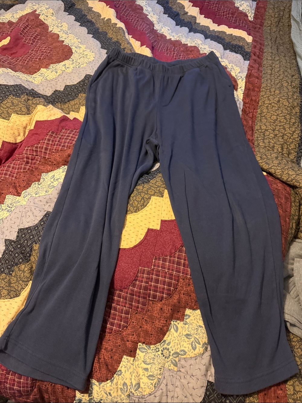Men's Elastic-Waist Navy soft knit Pants